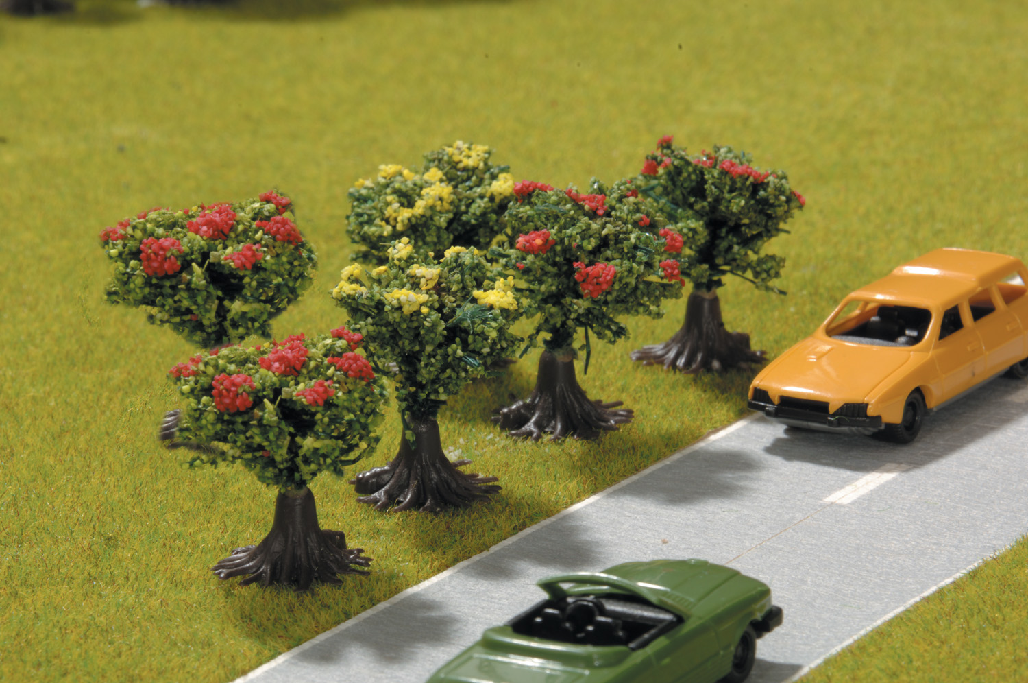 Büsche 6 Stk. sortiert, 5cm