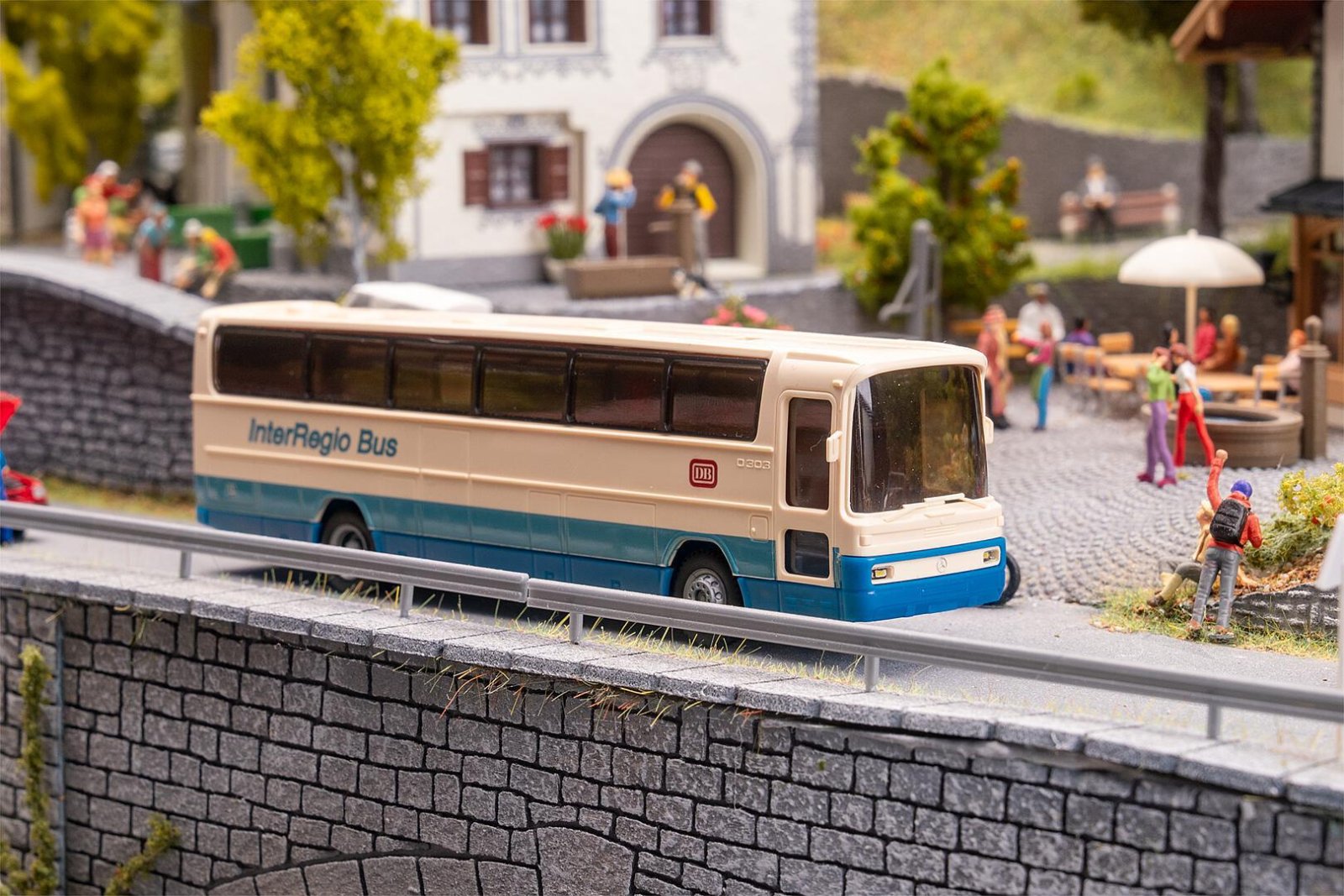Car System Digital Mb O 303 Rhd Interregio Bus (Wiking)