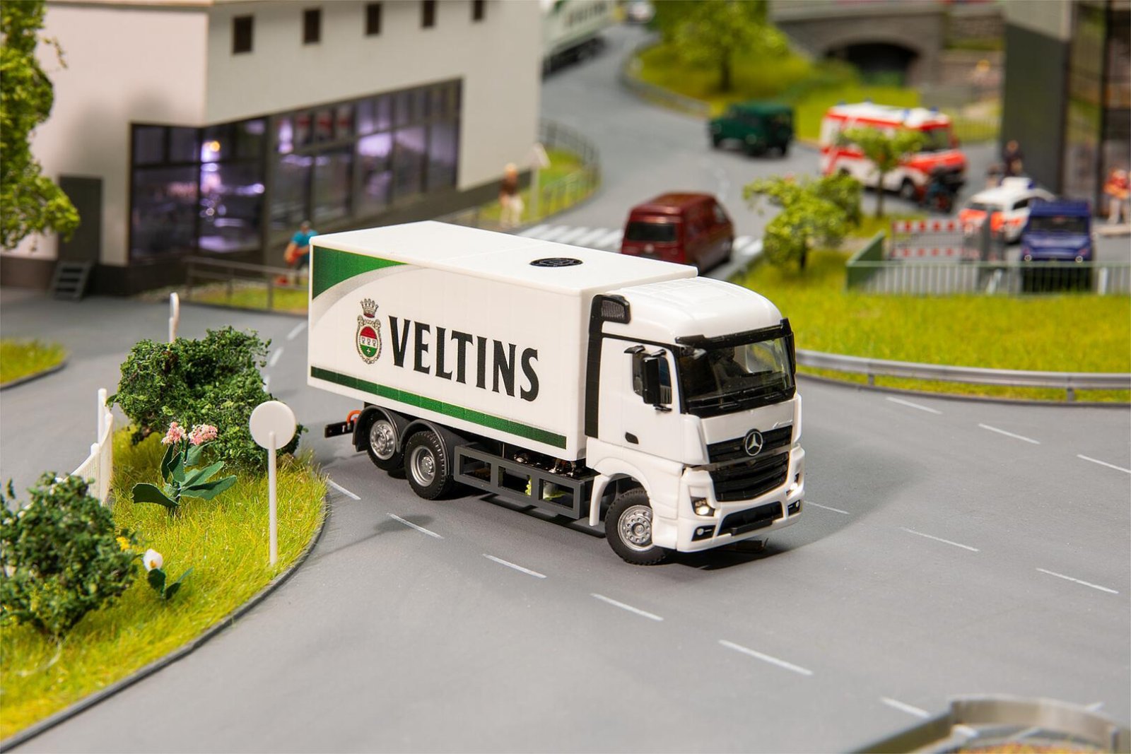 Cs Dig. Mb Actros Streamspace Veltins Herpa