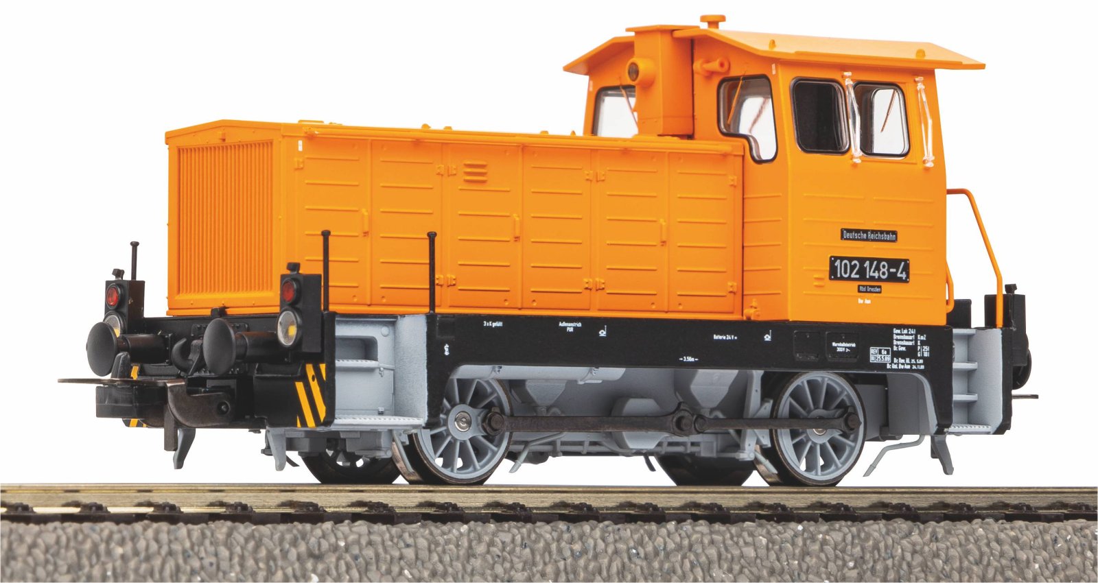 ~Diesellok BR 102.1 DR IV + PluX22 Dec.