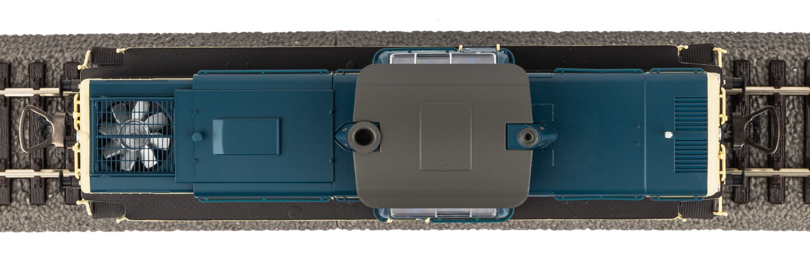 Diesellok BR 212 DB IV + DSS PluX22