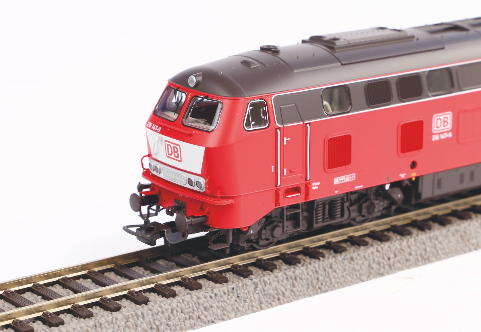 Diesellok BR 216 Latz DB V + DSS PluX22