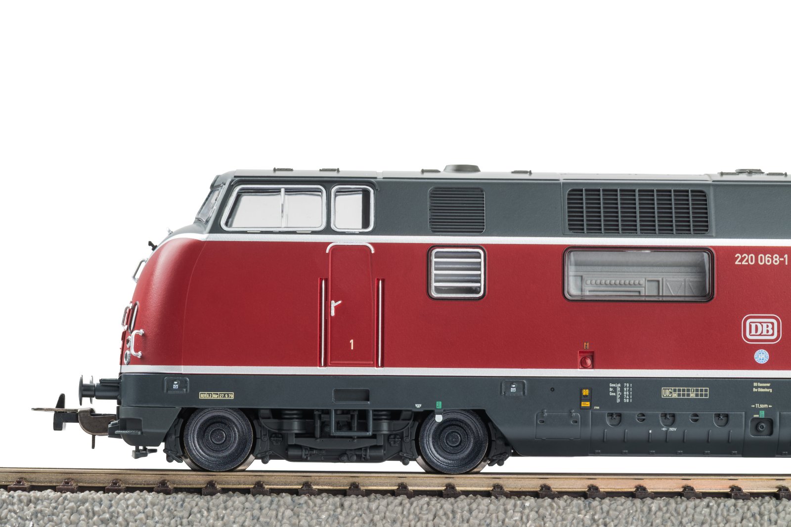 Diesellok BR 220 rot DB IV + DSS PluX22