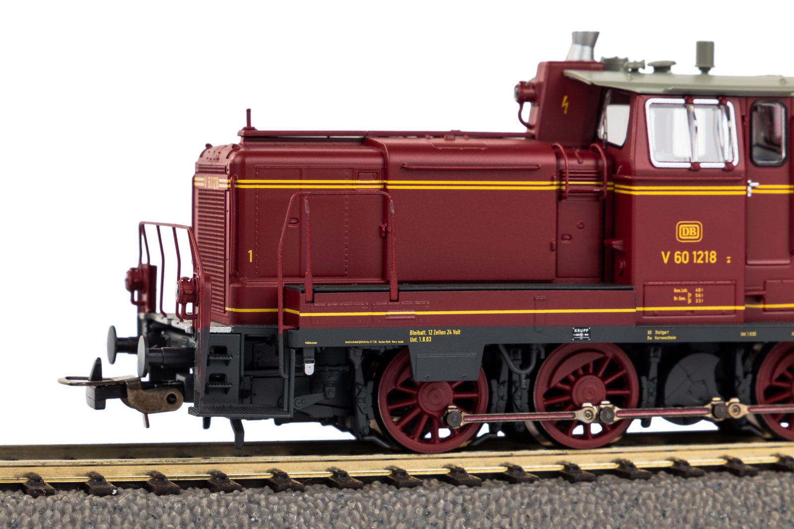 ~Diesellok BR V 60 DB III + PluX22 Dec.
