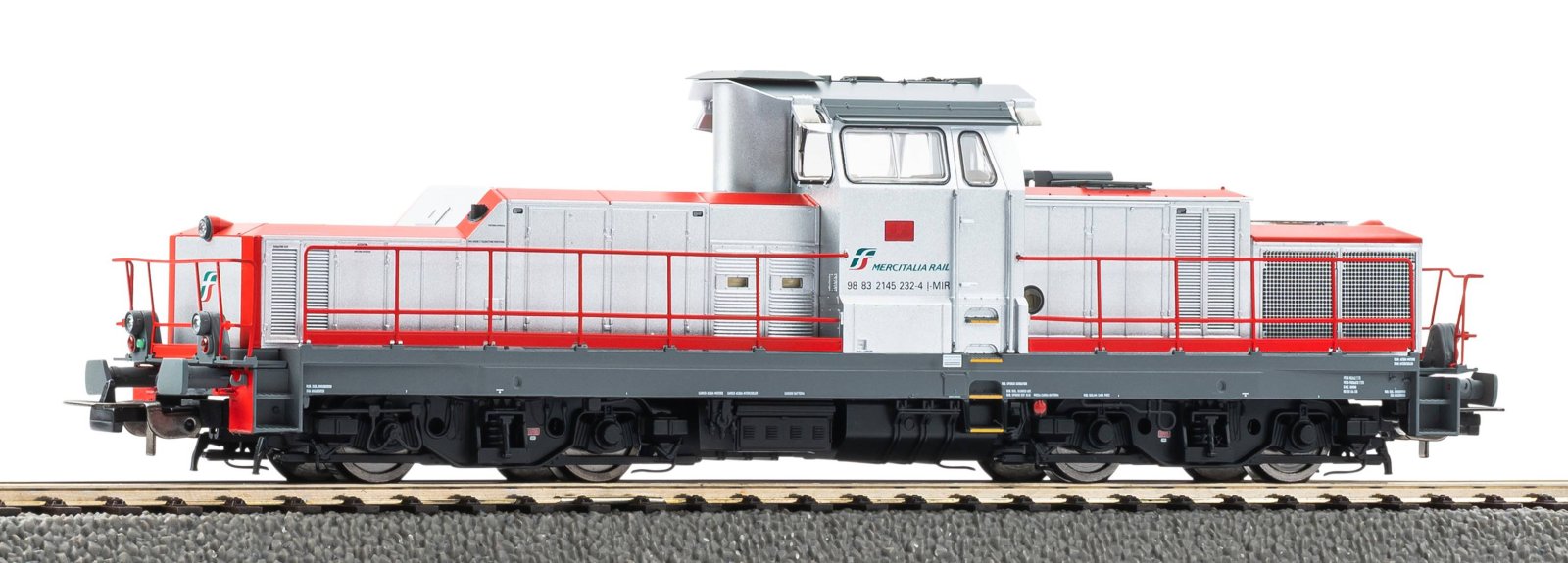 Diesellok D.145 neue Farben FS VI + DSS PluX22