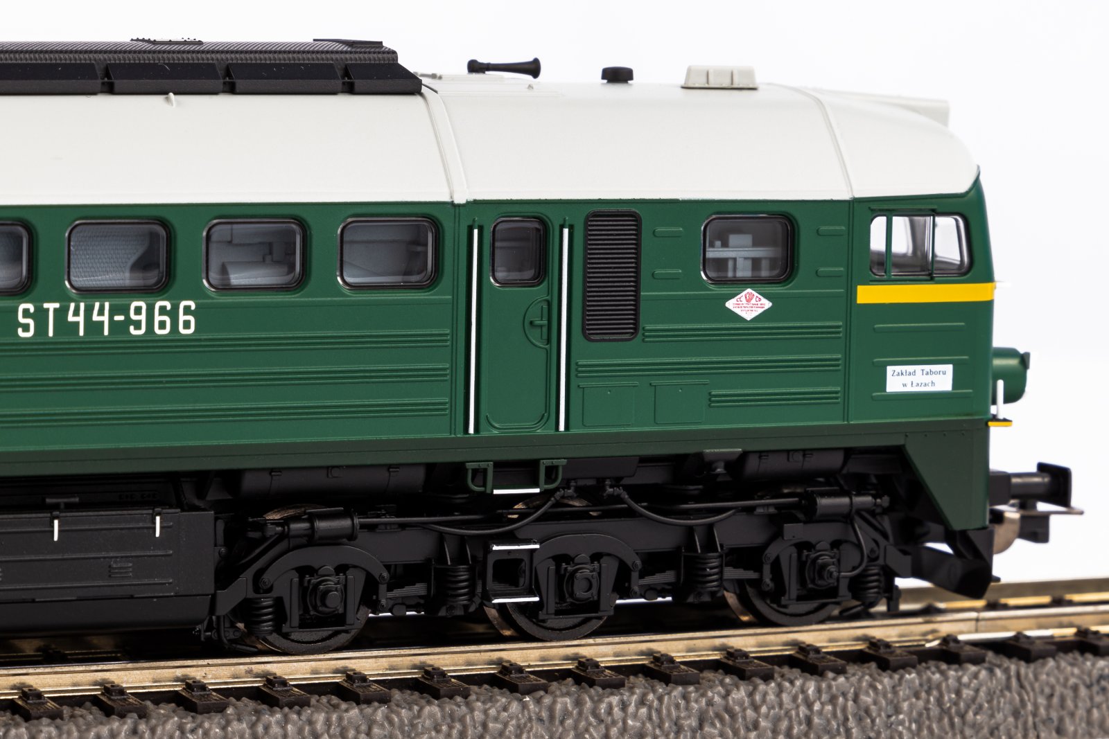 Diesellok ST44 PKP IV + DSS PluX22
