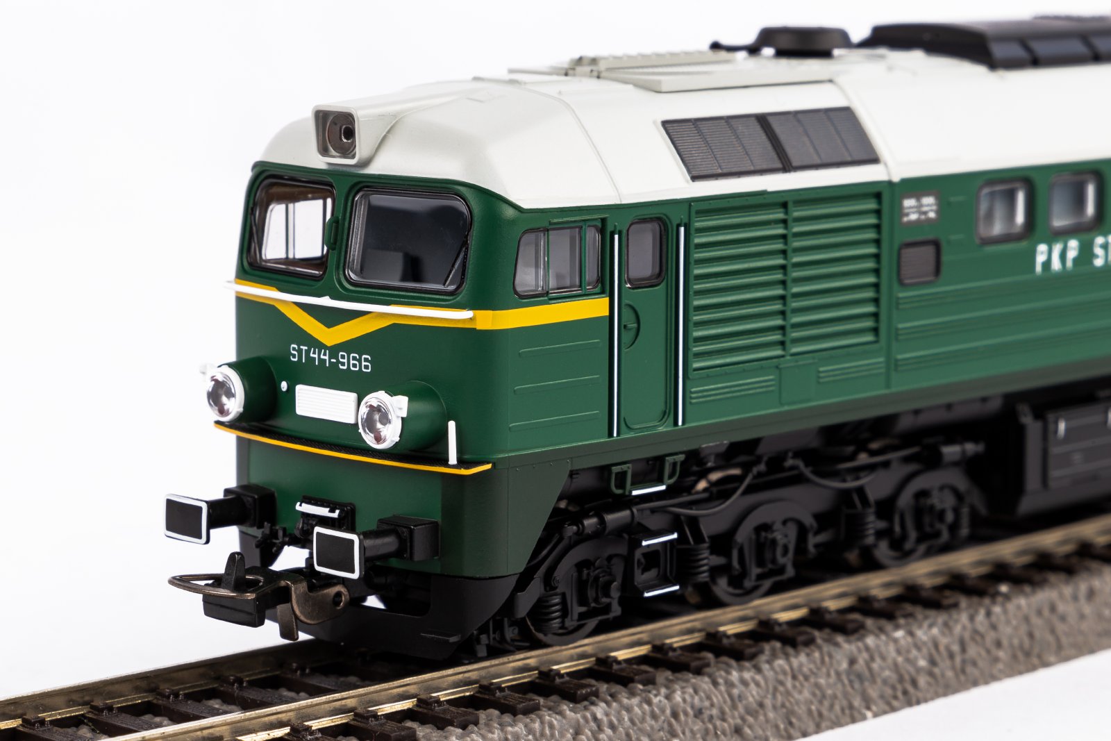 Diesellok ST44 PKP IV + DSS PluX22