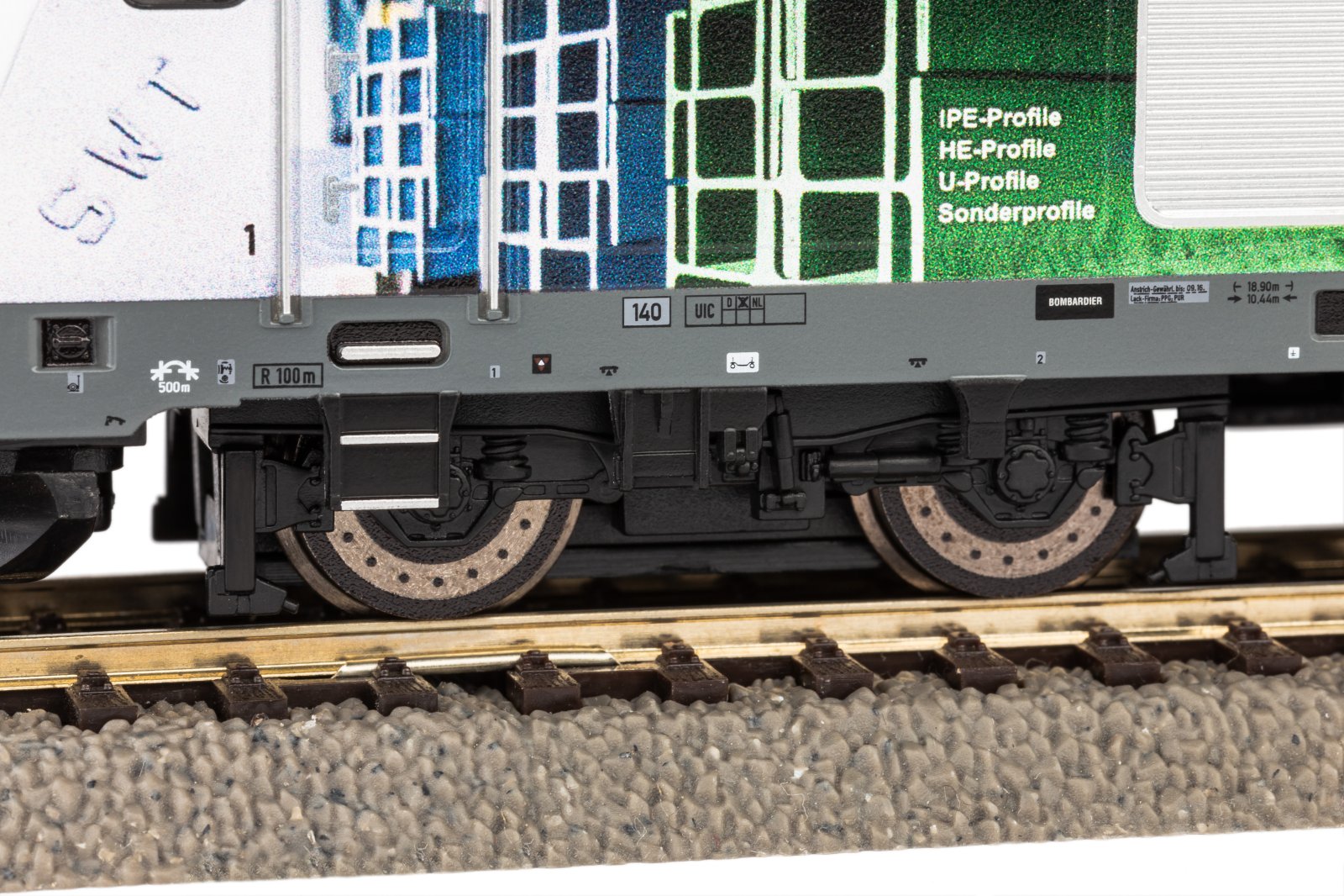 ~Diesellok Traxx Stahlwerk Thüringen VI + PluX22 Dec.