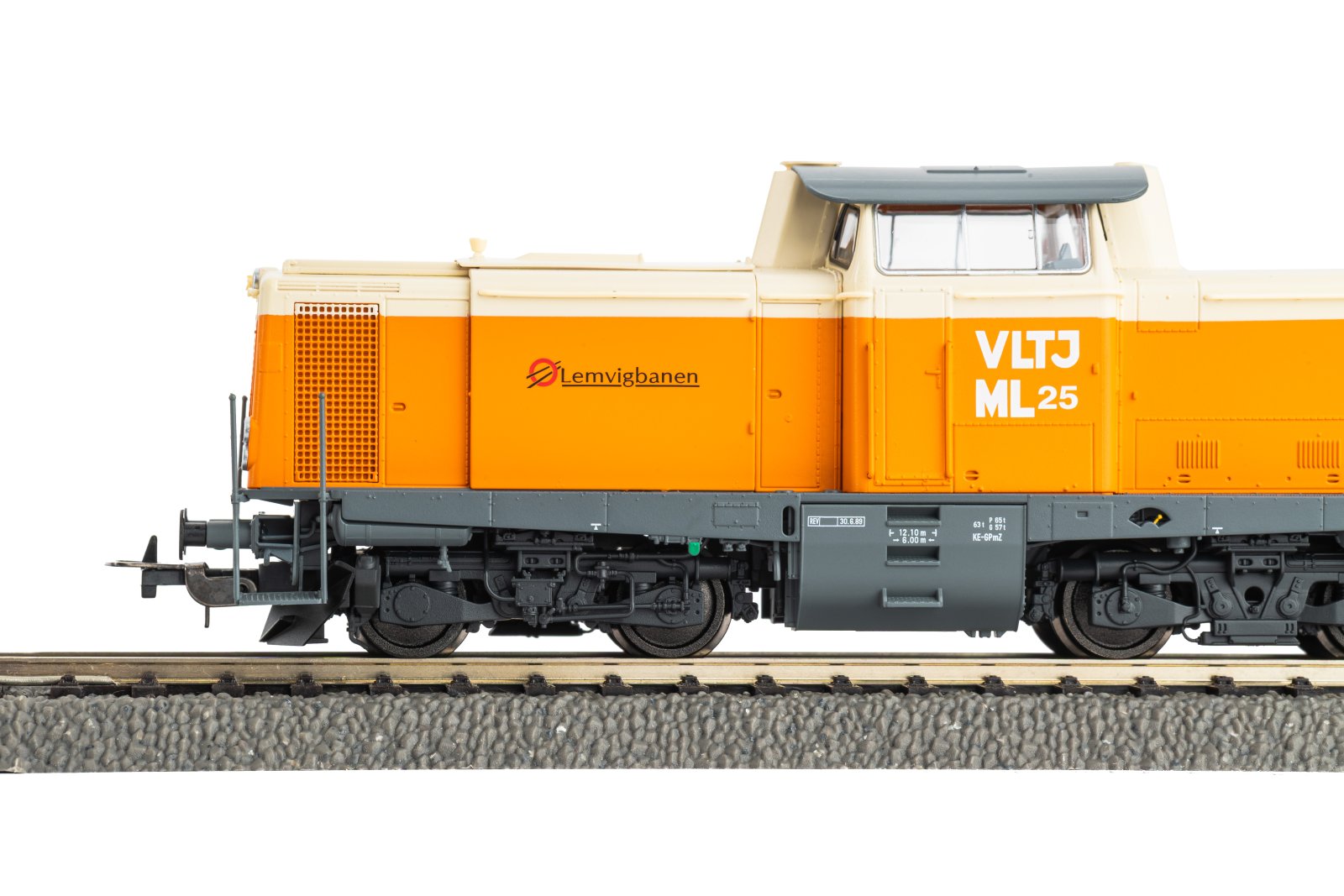 Diesellok/Sound BR 211 VLTJ V + PluX22 Dec.