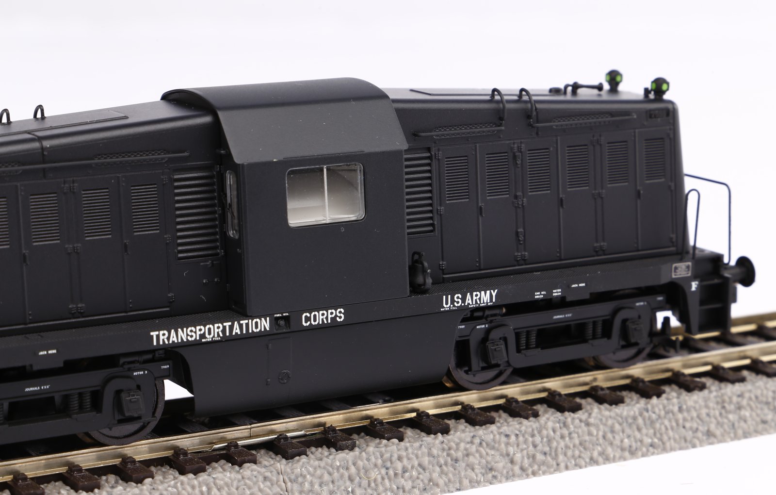 Diesellok/Sound BR 65-DE-19-A USATC II + PluX22 Dec.