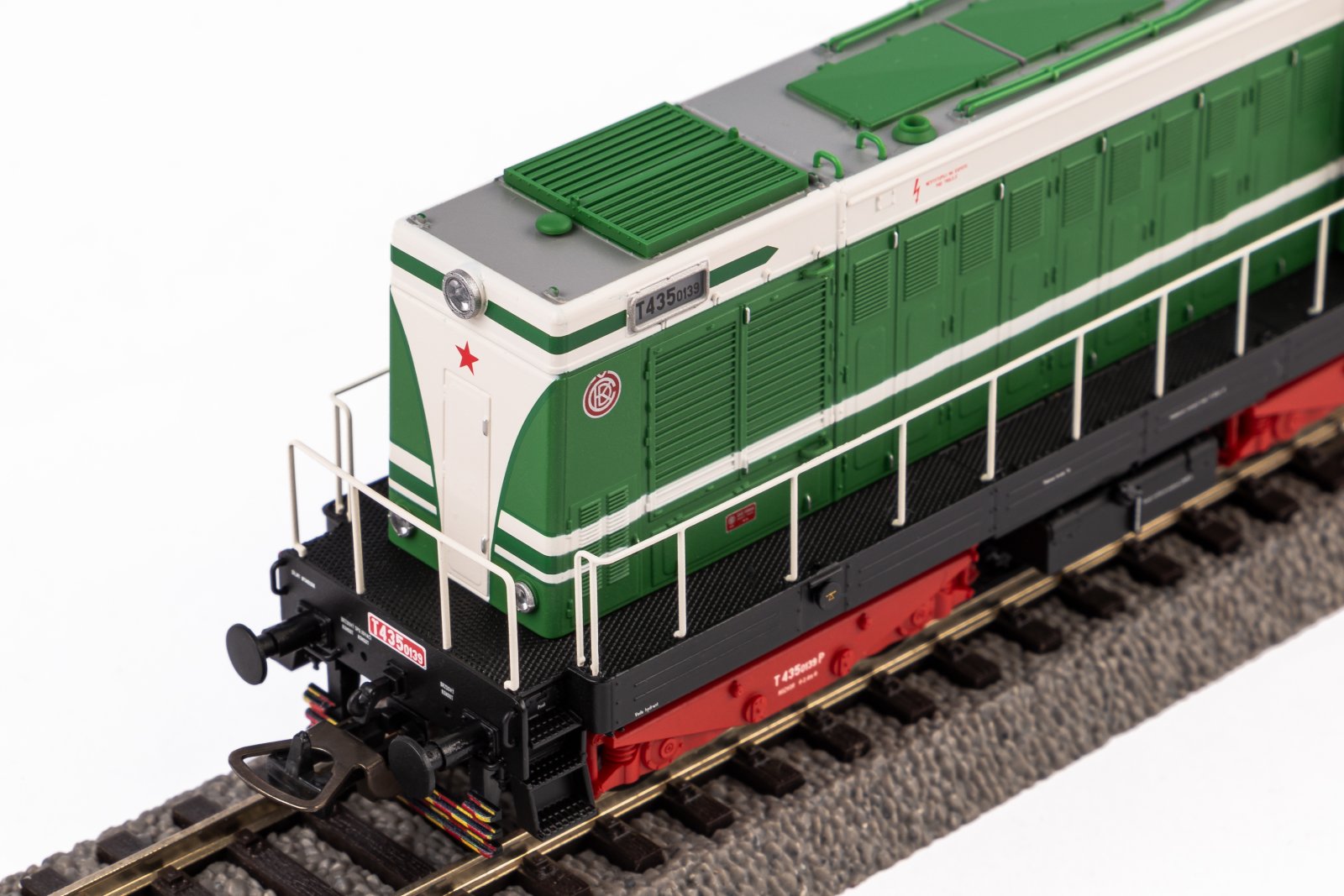 ~Diesellok/Sound BR T435 CD IV + PluX22 Dec