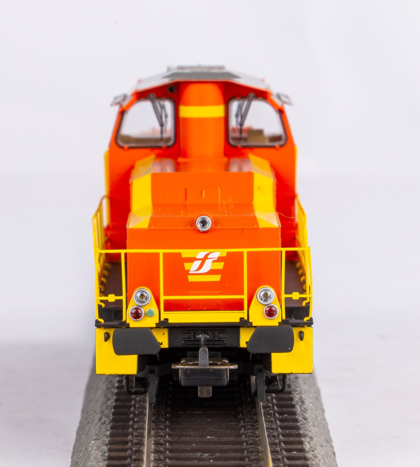 Diesellok/Sound D.145.2028 FS VI + Plux22 Dec.