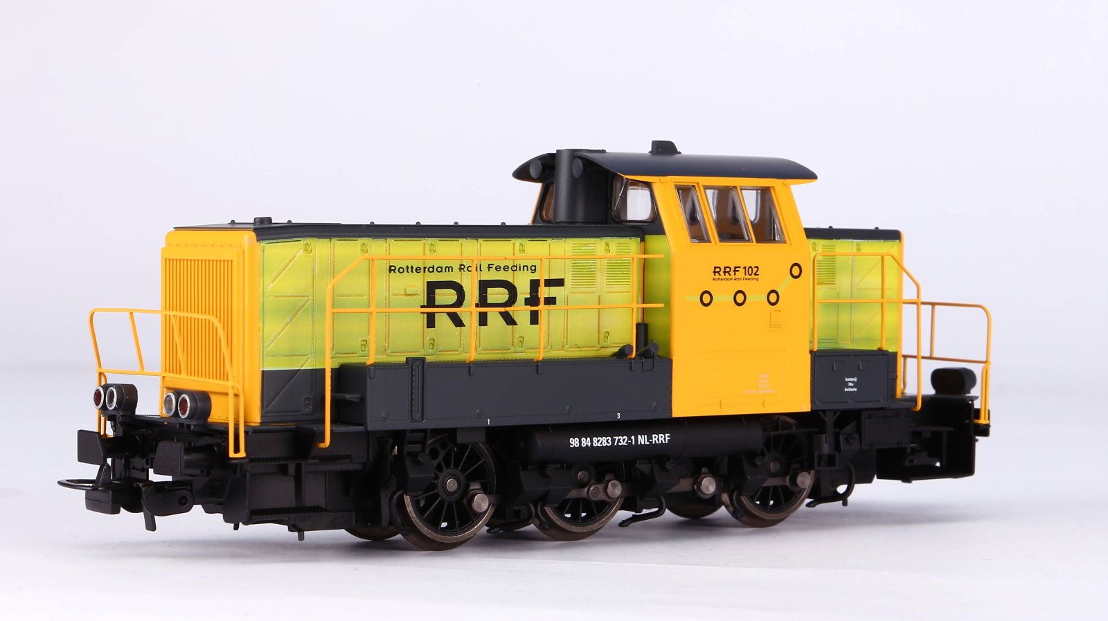 Diesellok/Soundlok 102 RRF ex NMBS/SNCB VI + DSS PluX22