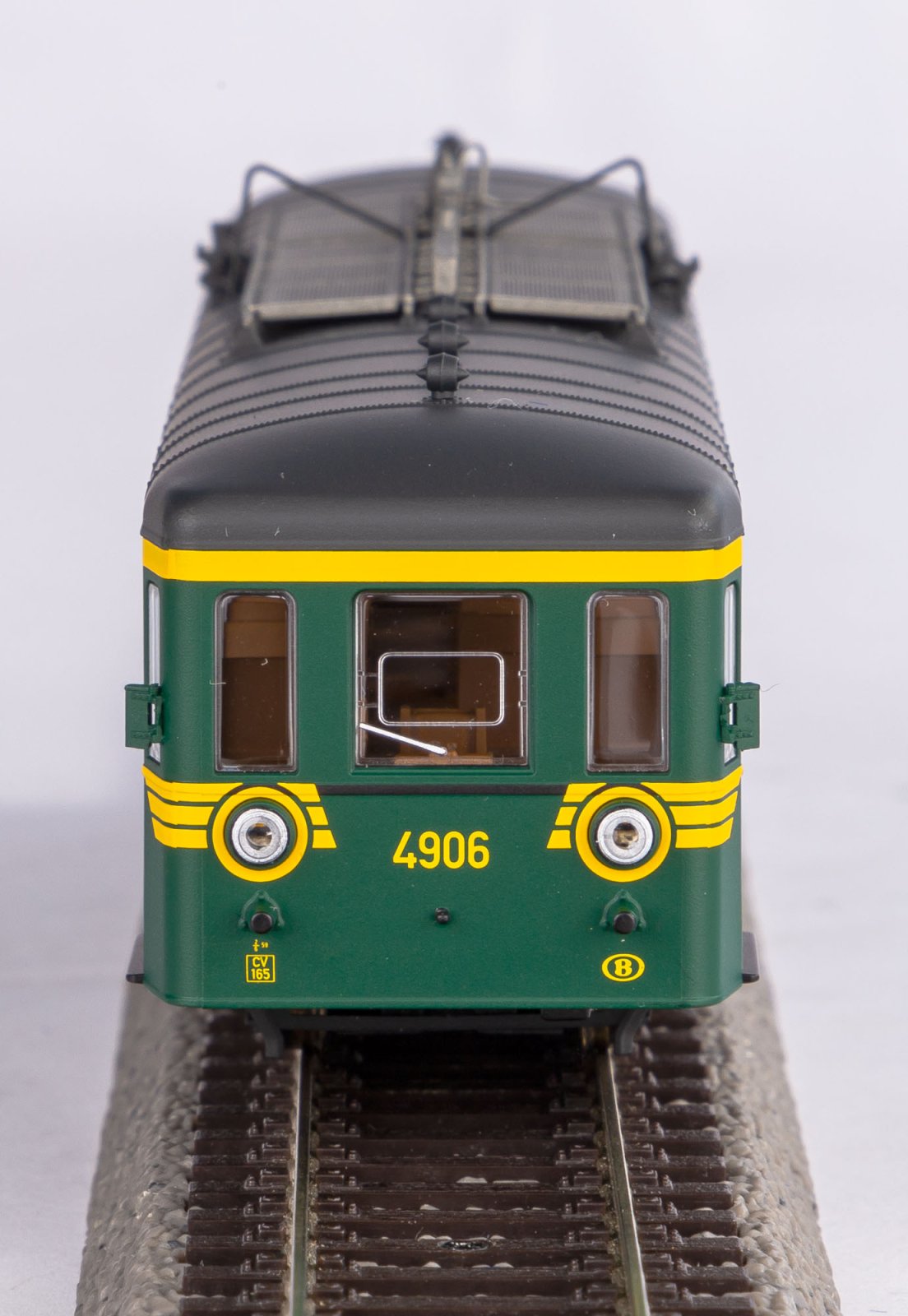 ~Dieseltriebwg./Sound Rh 49 SNCB III + PluX22 Dec.