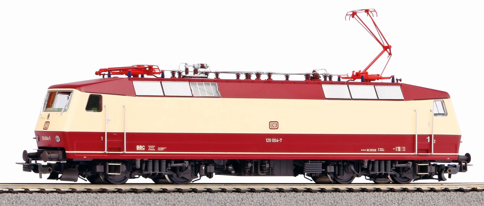 E-Lok BR 120 DB Vorserie IV + DSS PluX22