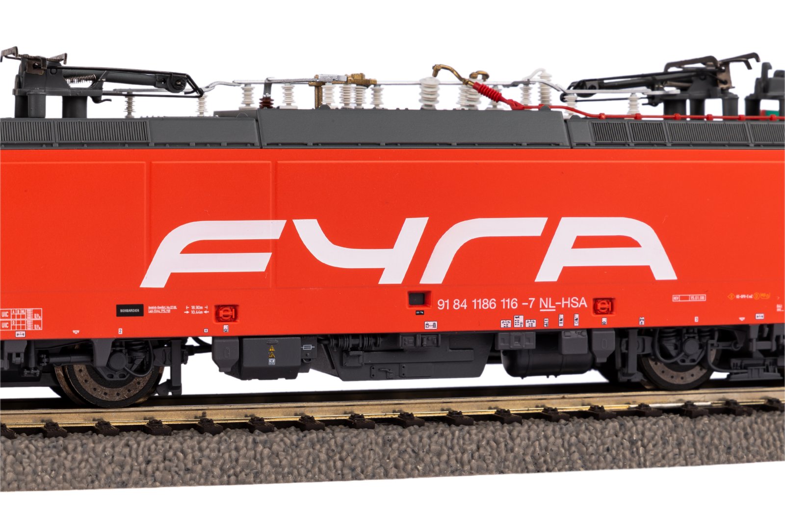 E-Lok BR 186 Fyra V + DSS 8pol.