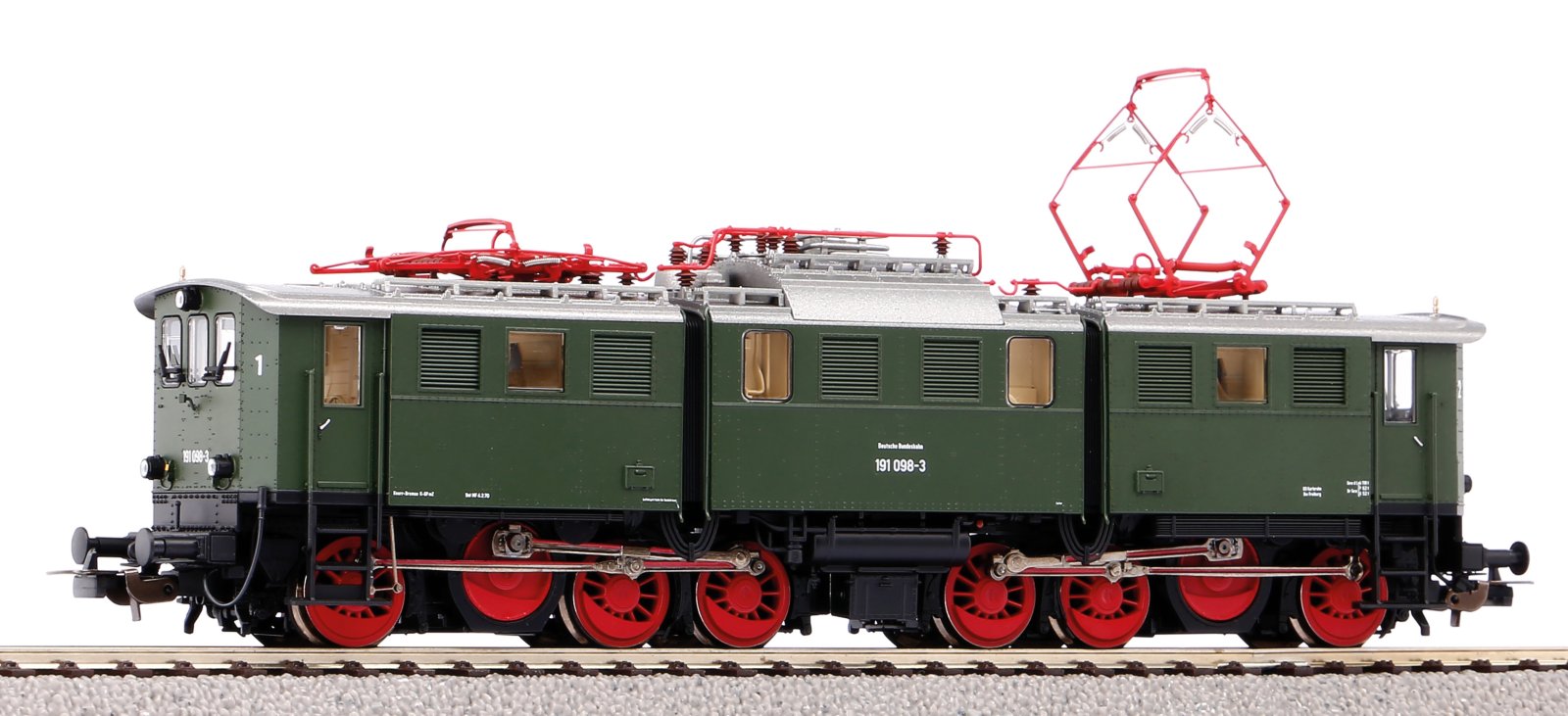 E-Lok BR 191 DB IV + DSS PluX22