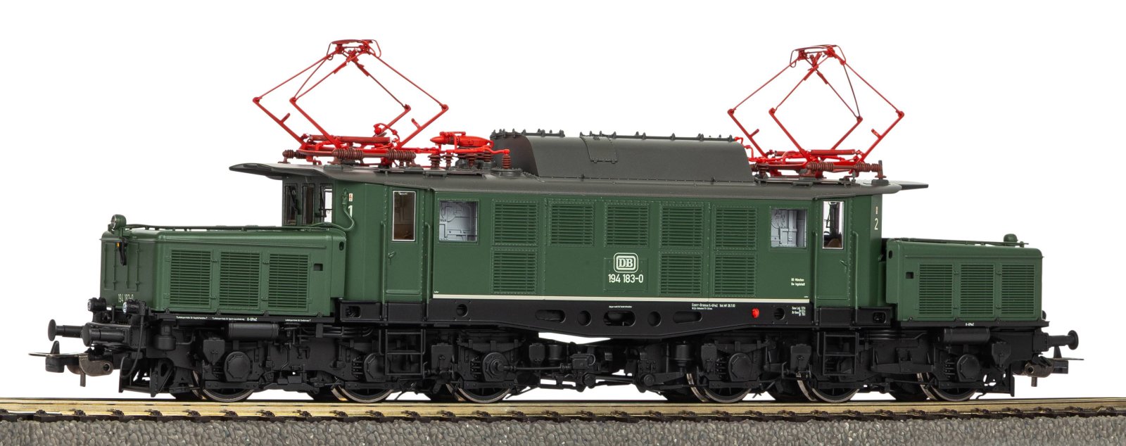 E-Lok BR 194 DB IV + DSS PluX22