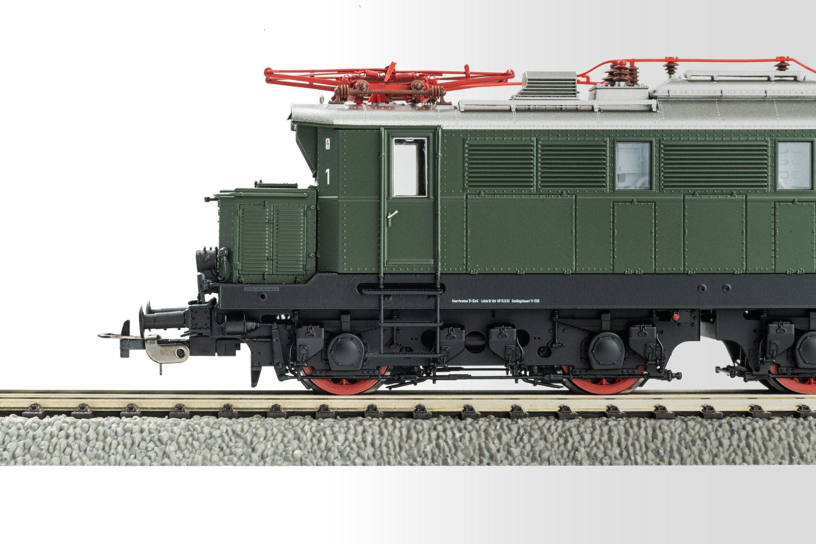 E-Lok BR E44 W DB III + DSS PluX22