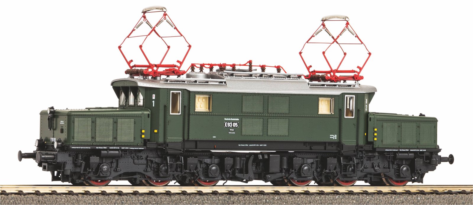 ~E-Lok BR E93 DB III + PluX22 Dec.
