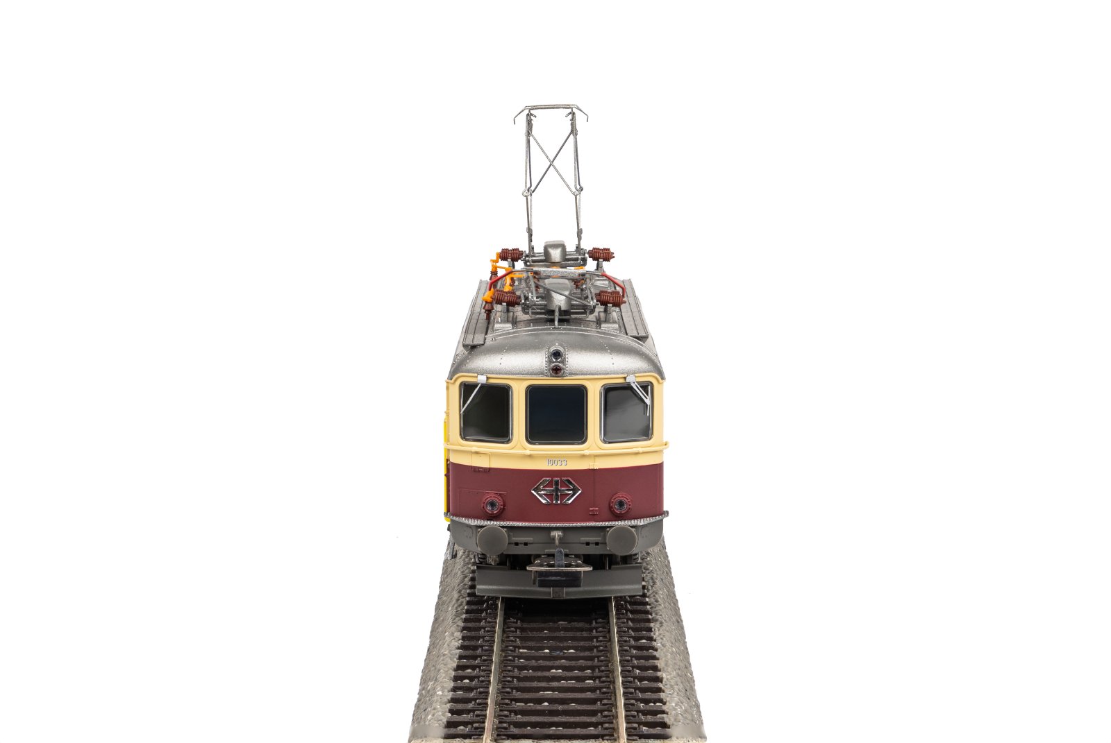 E-Lok Re 4/4 I 10033 TEE IV + DSS PluX22