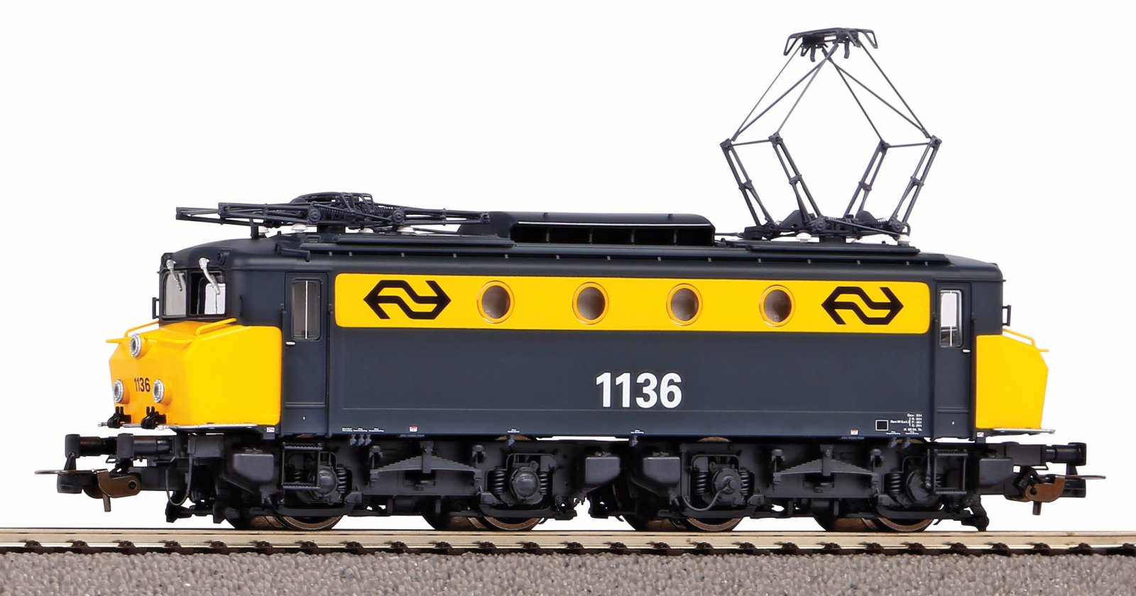 ~E-Lok Rh 1100 NS gelb-grau IV + PluX22 Dec.