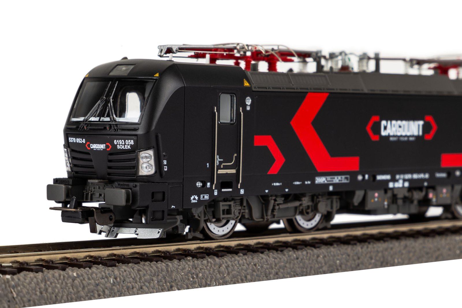 E-Lok Vectron EU46 CargoUnit VI + DSS PluX22