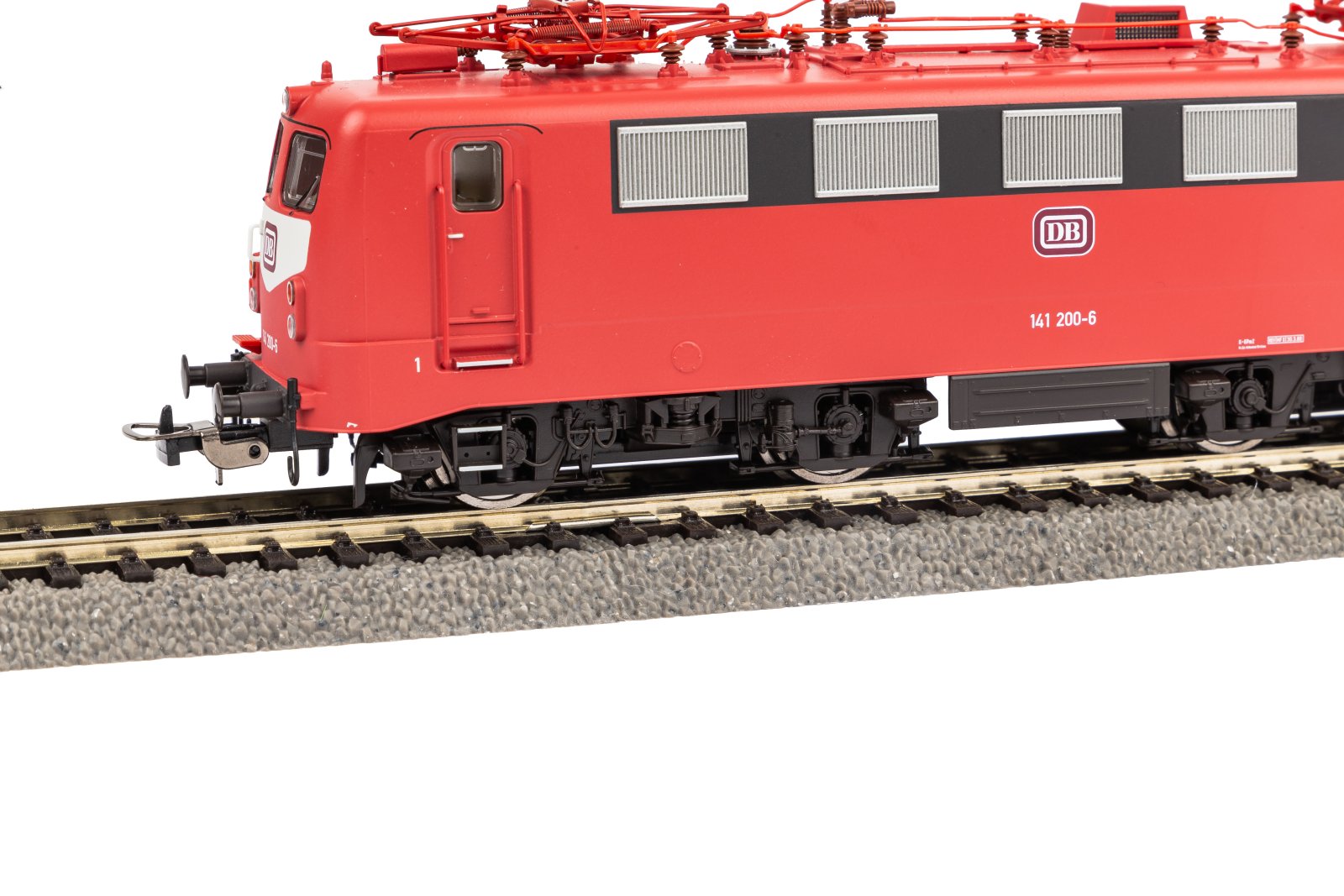 E-Lok/Sound BR 141 mit Latz DB IV + PluX22 Dec.