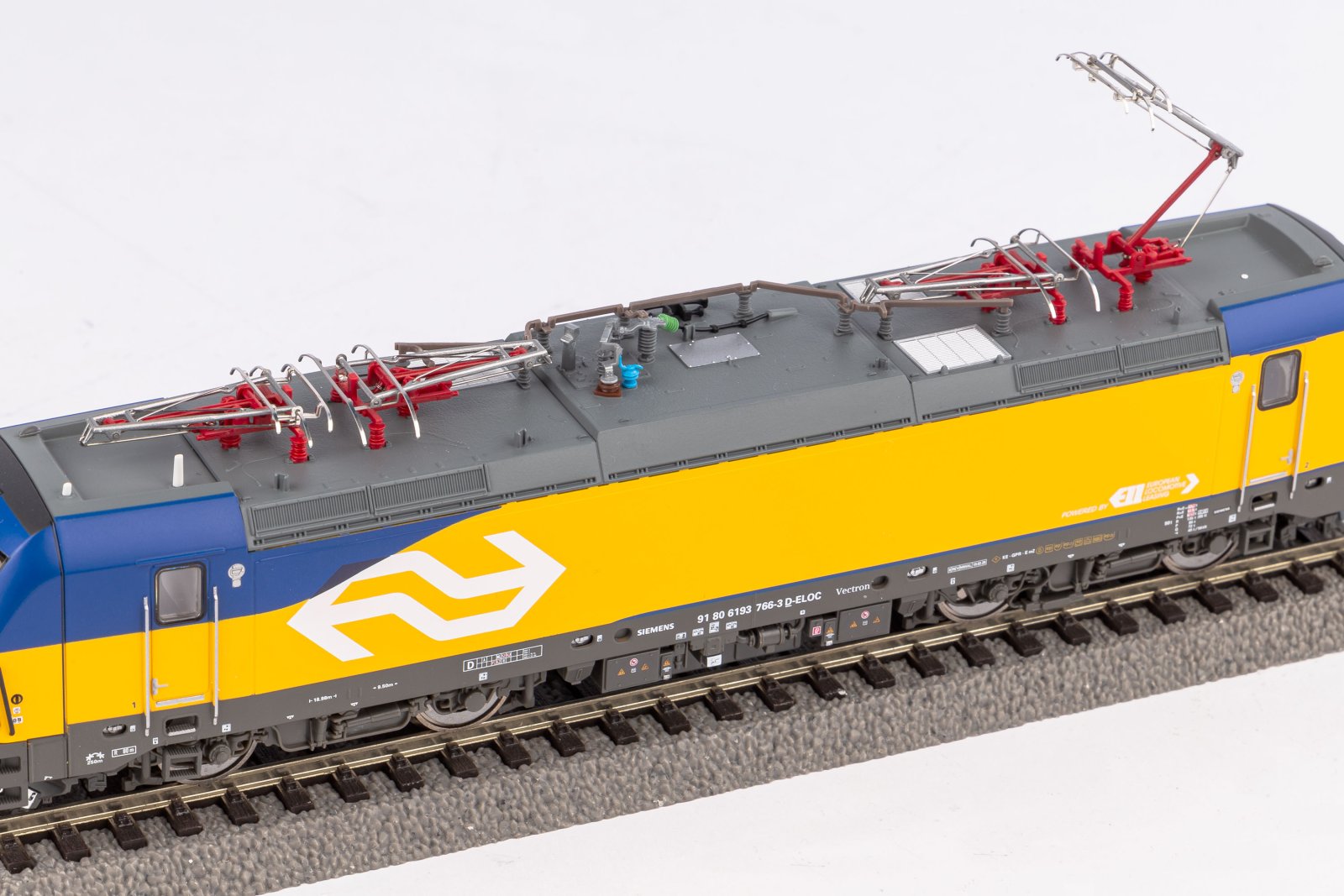 E-Lok/Sound BR 193 ELL NS VI + PluX22 Dec.
