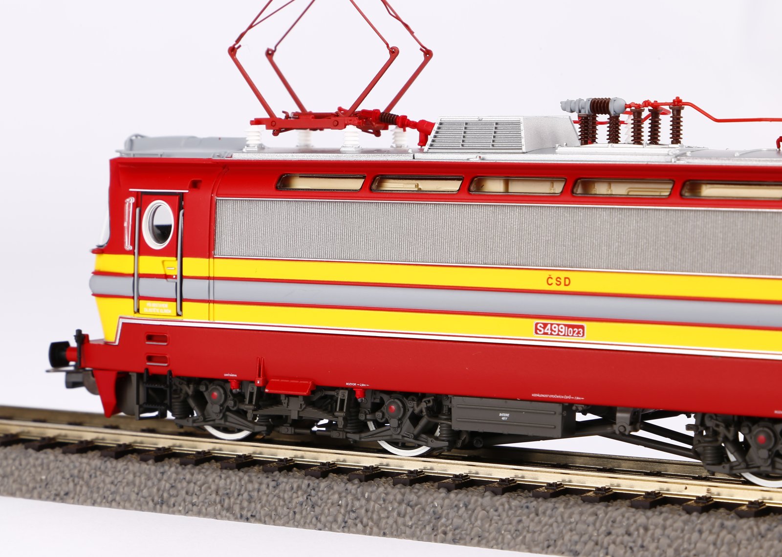 E-Lok/Sound BR S499 CSD IV + PluX22 Dec.