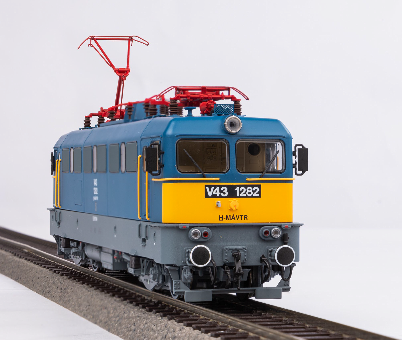 E-Lok/Sound BR V 43 MAV VI + PluX22 Dec.
