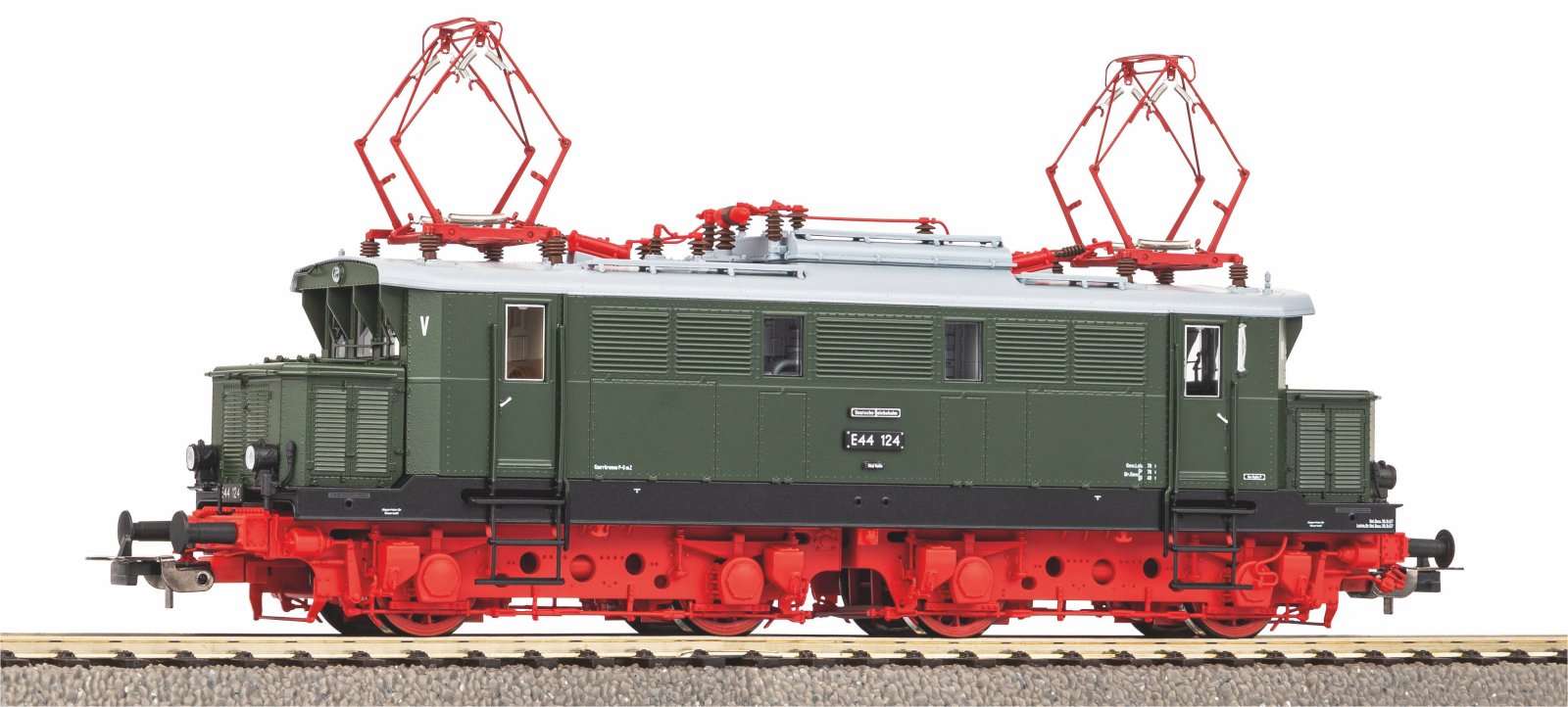 ~E-Lok/Sound E 44 DR III + PluX22 Dec.