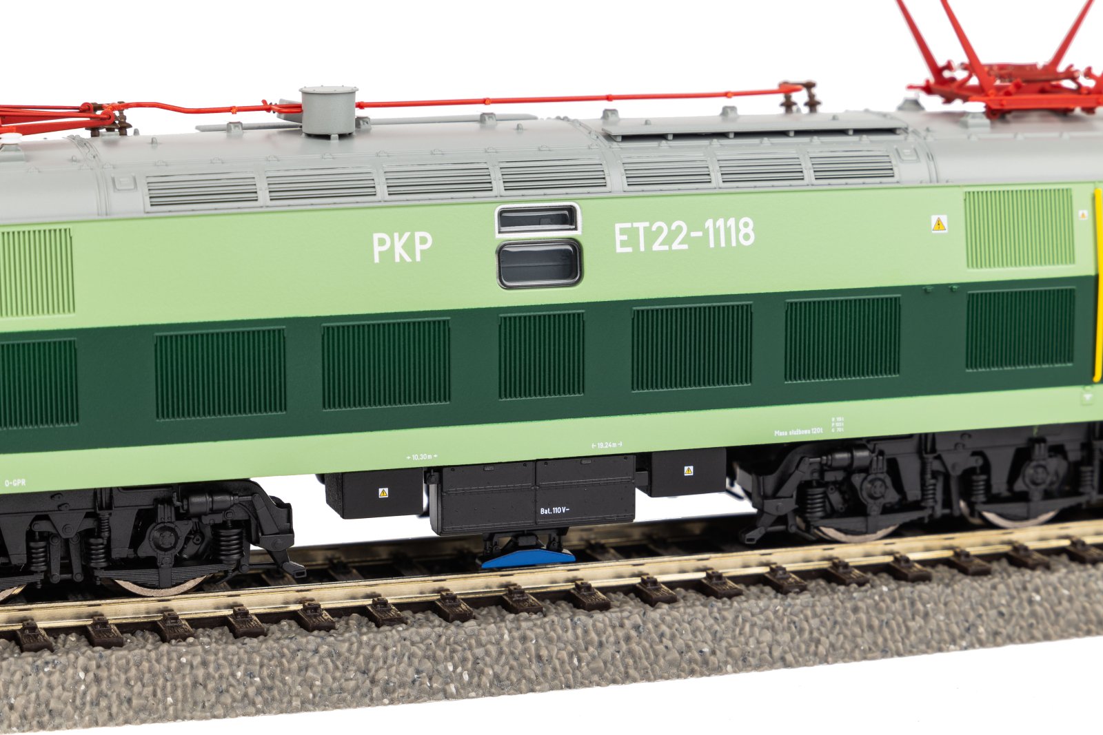 E-Lok/Sound ET22 PKP V + PluX22 Dec.