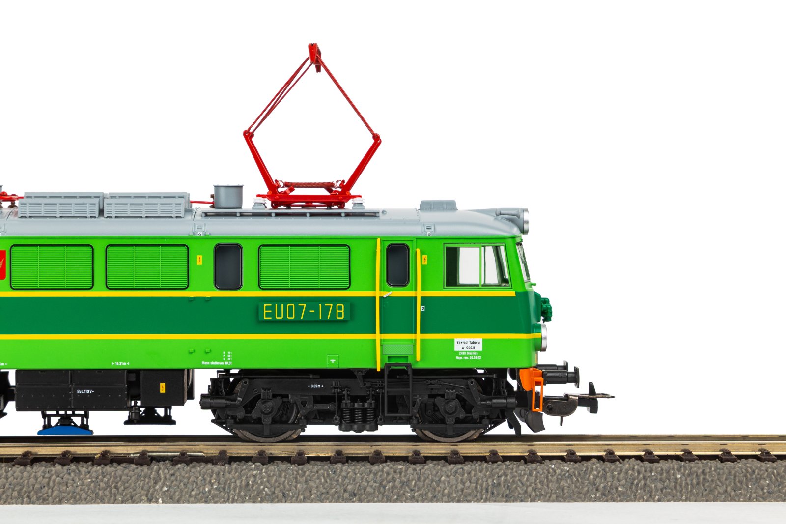 E-Lok/Sound EU07 PKP V + PluX22 Dec.