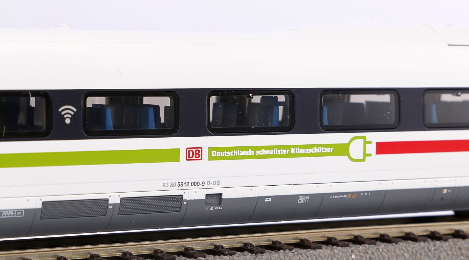 ~E-Triebzug/Sound ICE 4 DB AG Klimaschützer 4tlg. VI + PIN 20 Dec.