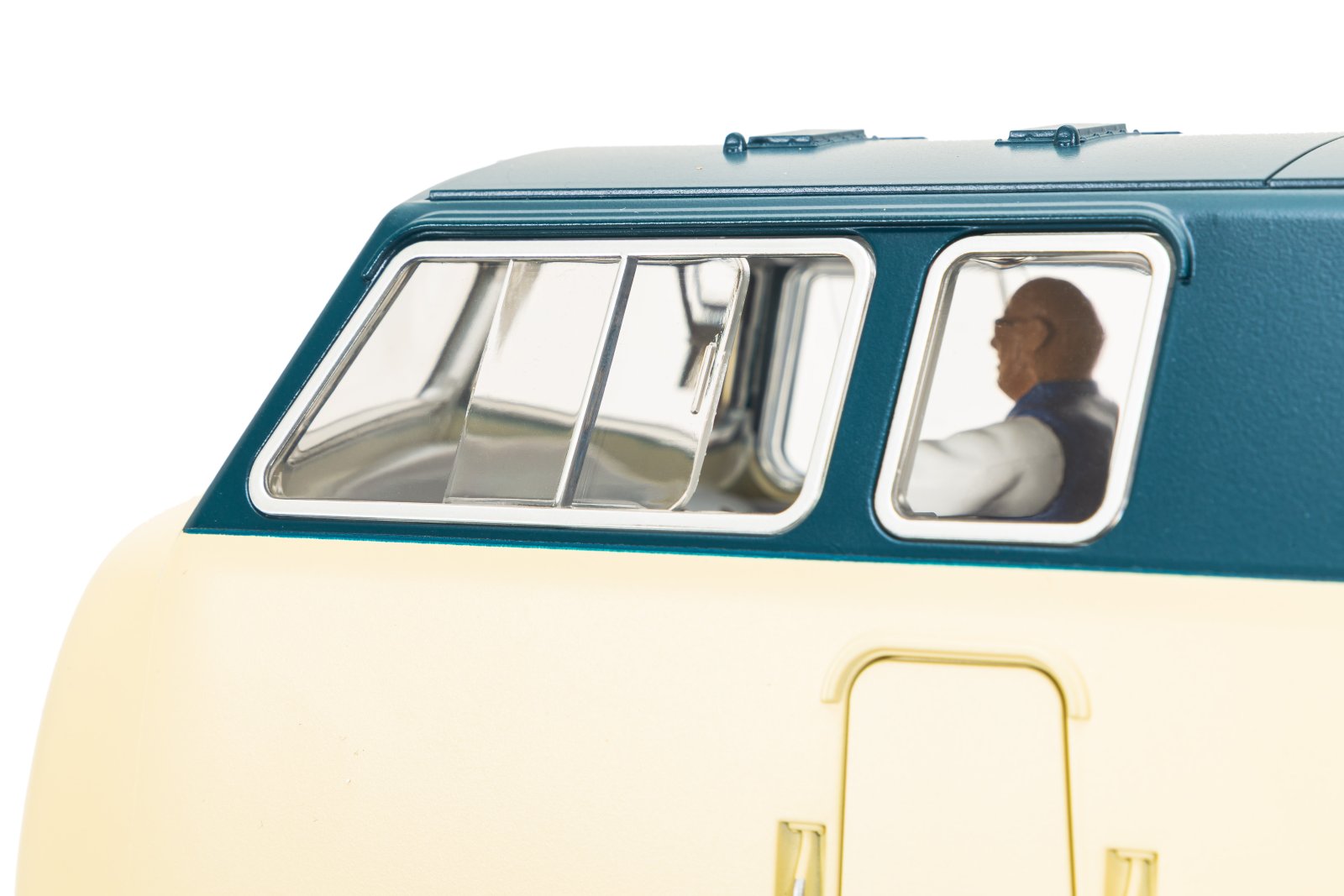 G-Diesellok BR 221 blau beige DB IV