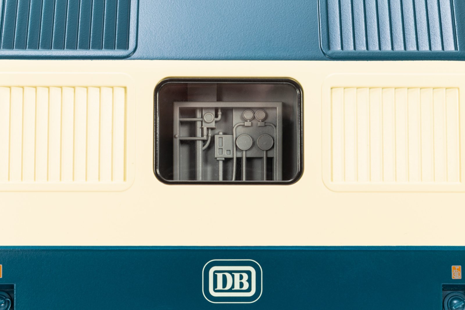 G-Diesellok BR 221 blau beige DB IV