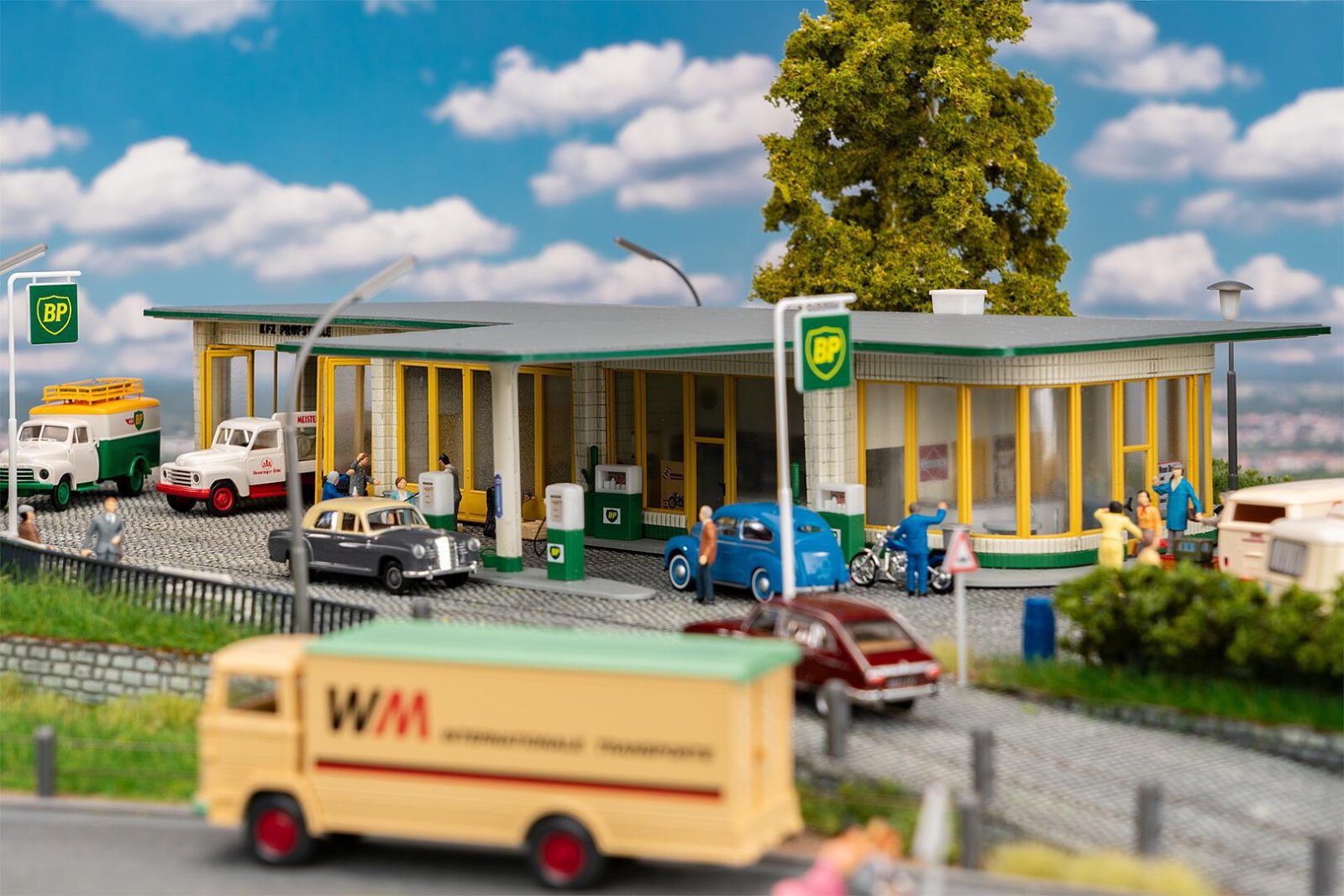 Groot Bp-Tankstation