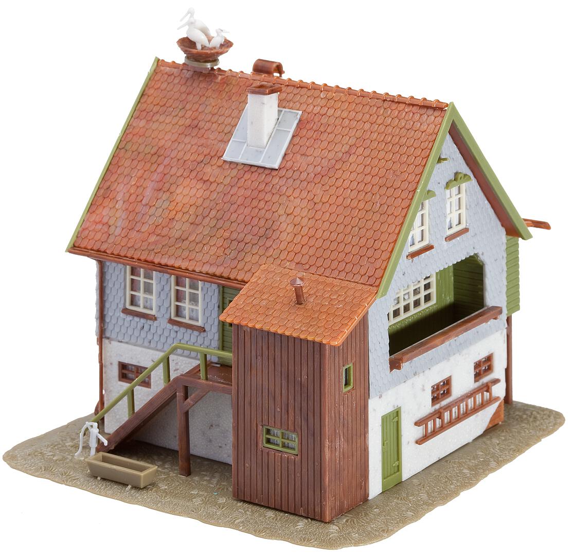 Huis Met Ooievaarsnest