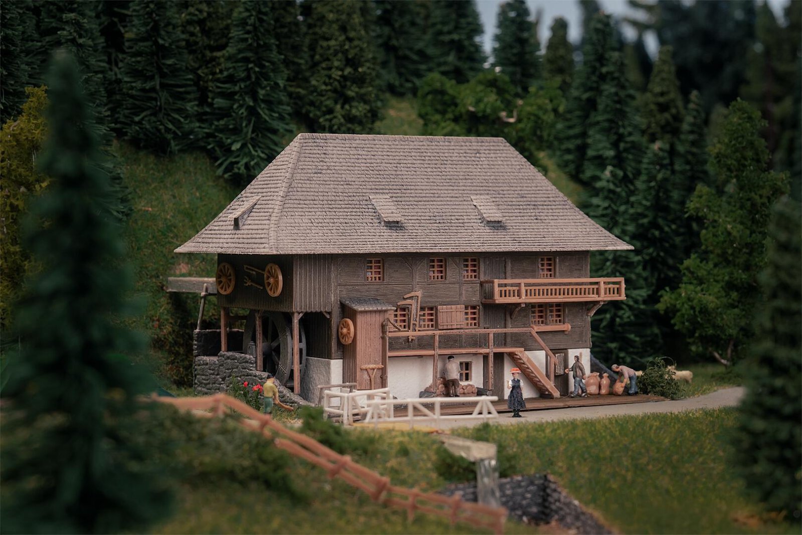 Jubiläumsmodell Öhlermühle Mit Figur