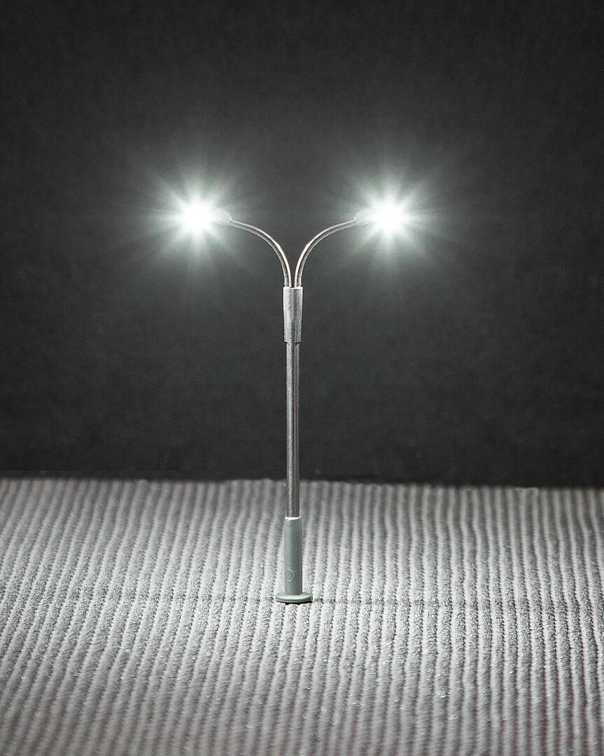 Led-Dubbele Uithoudermast N
