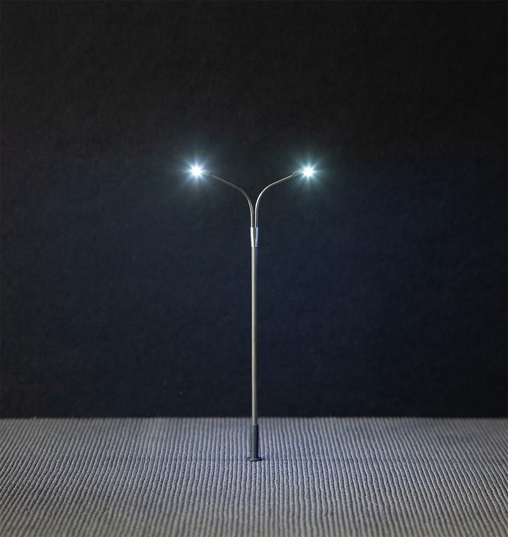 Led-Straatverlicht. Gebogen Straatlantaarn 3 Stuks