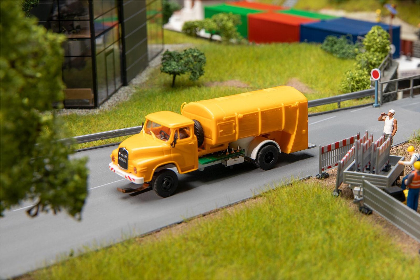 Man 635 Korte Motorkap Vuilniswagen Brekina
