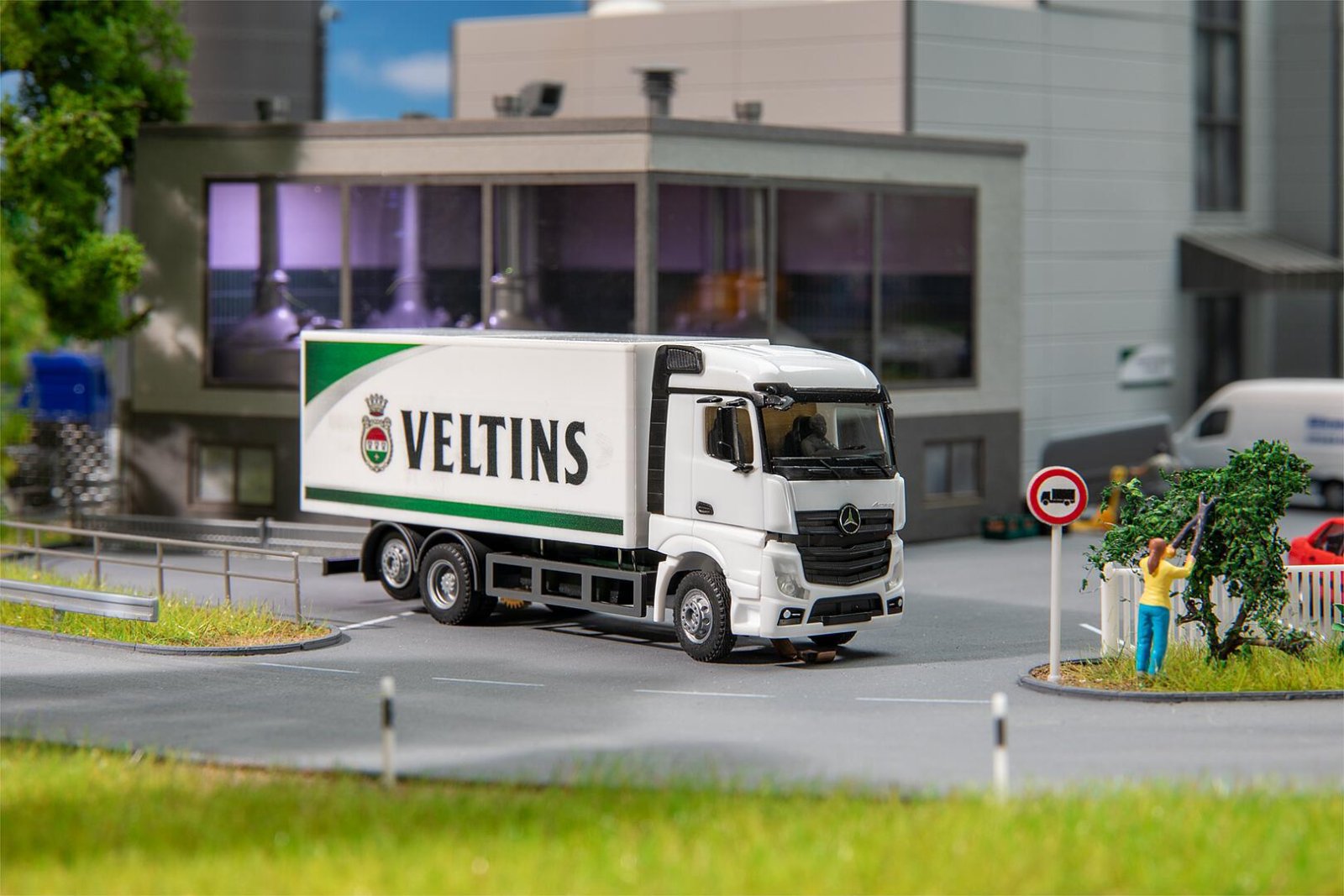 Mb Actros Streamspace Veltins Herpa