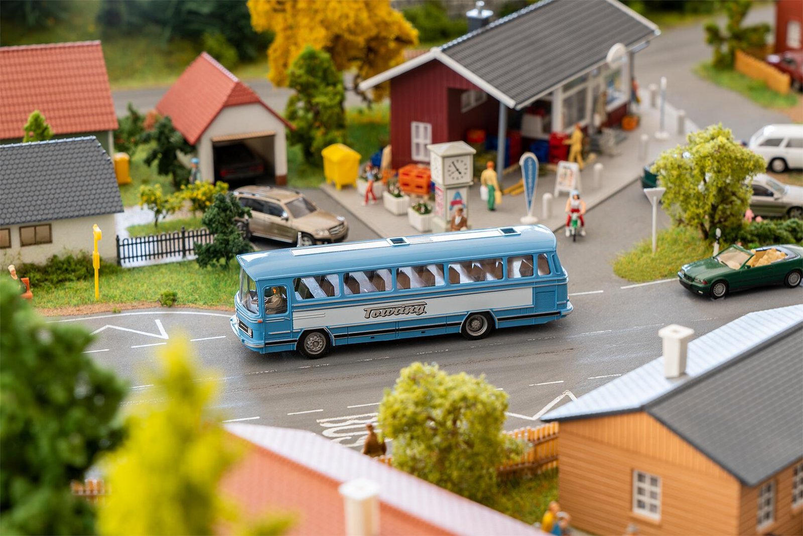Mb O302 Touring Wiking