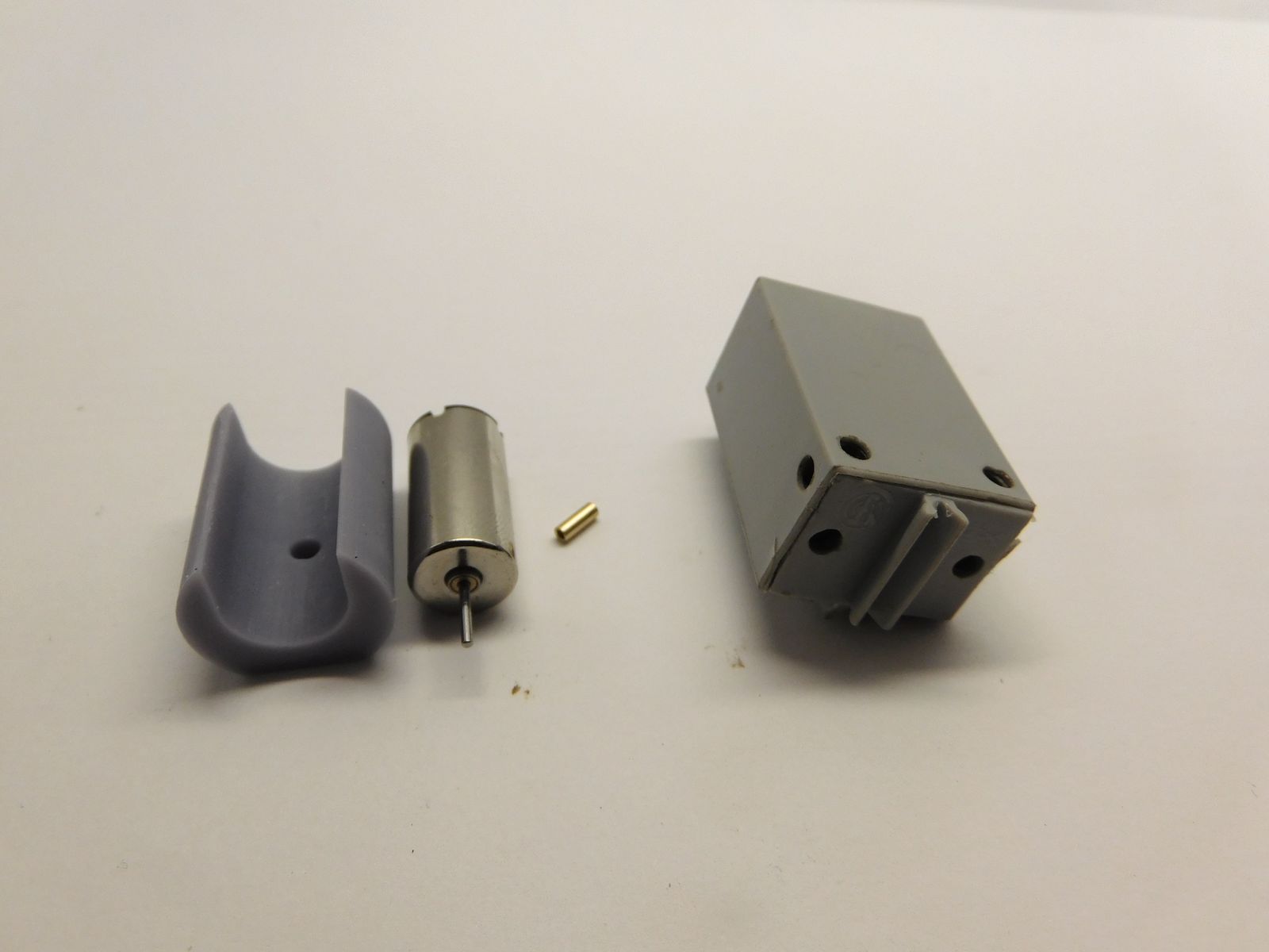 Micromotor FT001 – Ombouwmotor voor Fischertechnik Minimot 1 / 31062 – Van 6 V Bühler naar 12 V