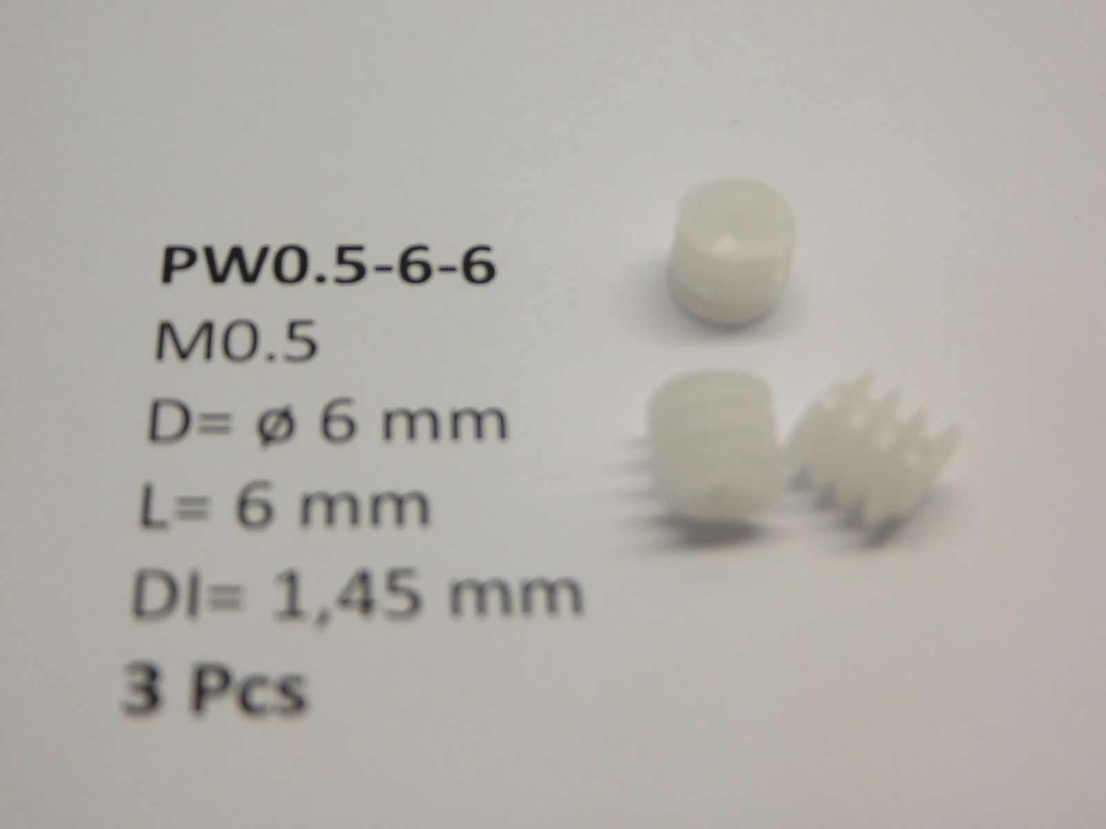Micromotor.EU PW0.5-6-6 – Wormwiel M0.5 – Diameter 6 mm – Lengte 6 mm – Binnendiameter 1,45 mm – 3 stuks