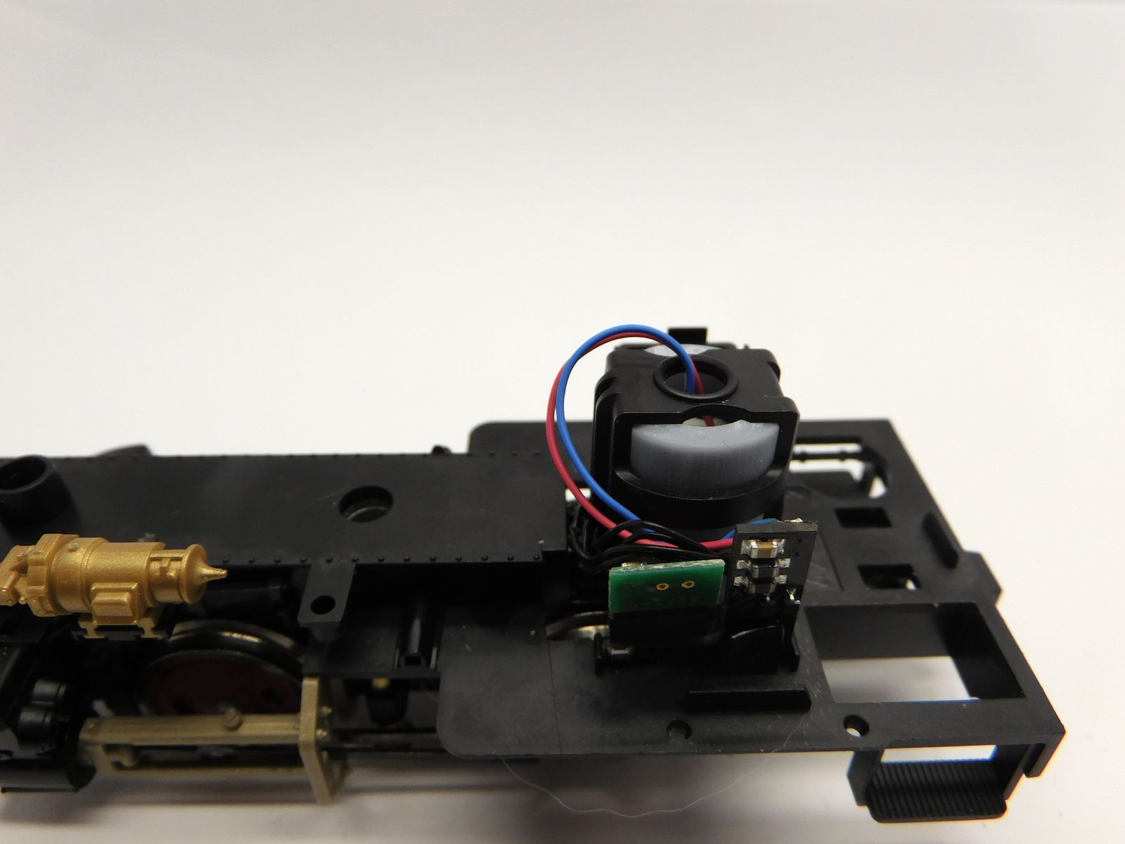 Micromotor.EU eR001 – Ombouwmotor voor Roco 0e Weihnachtszug – 0