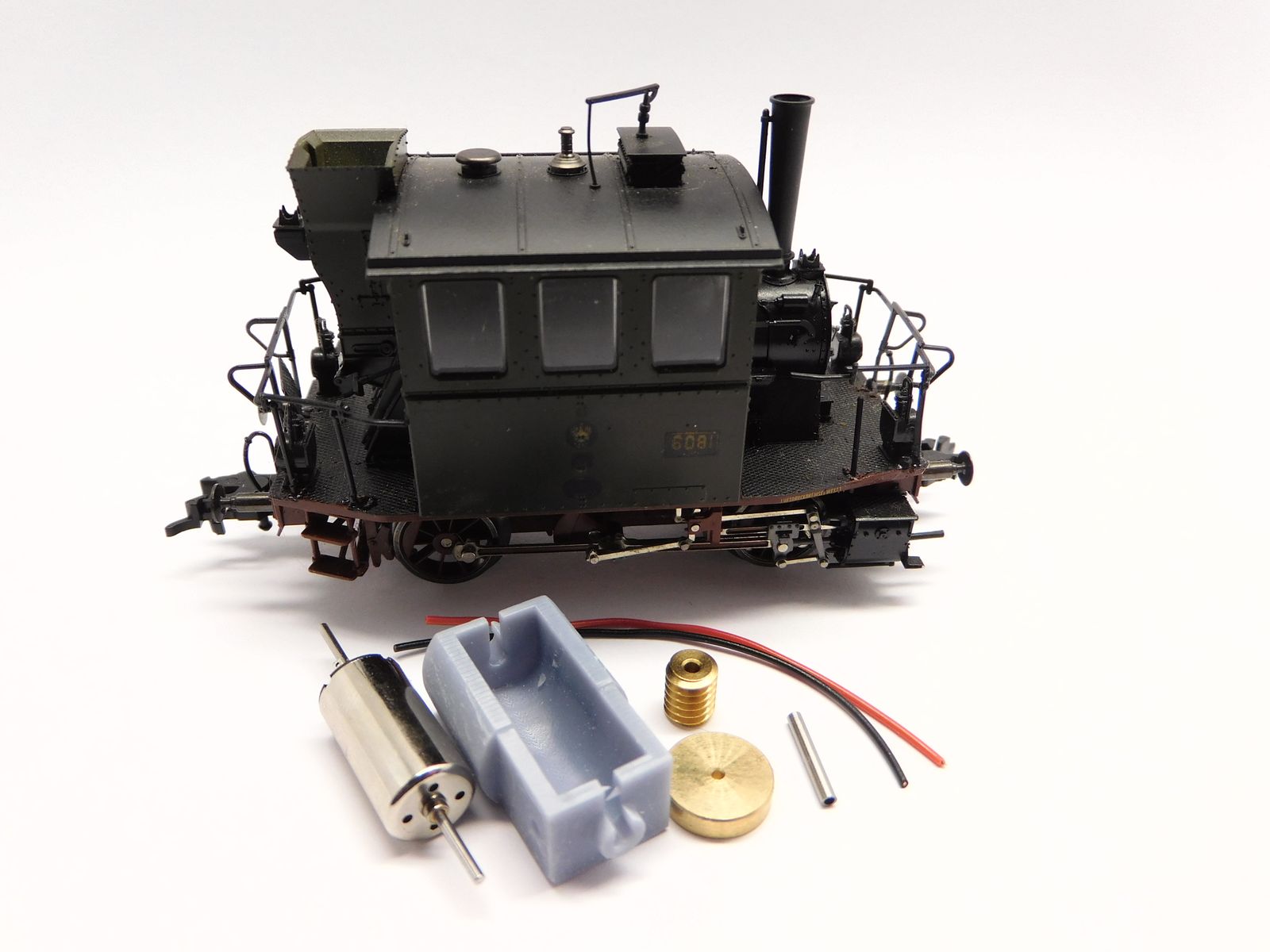 Micromotor.EU HTR008C – Ombouwmotor voor Trix PtL 2/2, T2, BR 98 Glaskasten – Met vliegwiel en wormwiel – H0