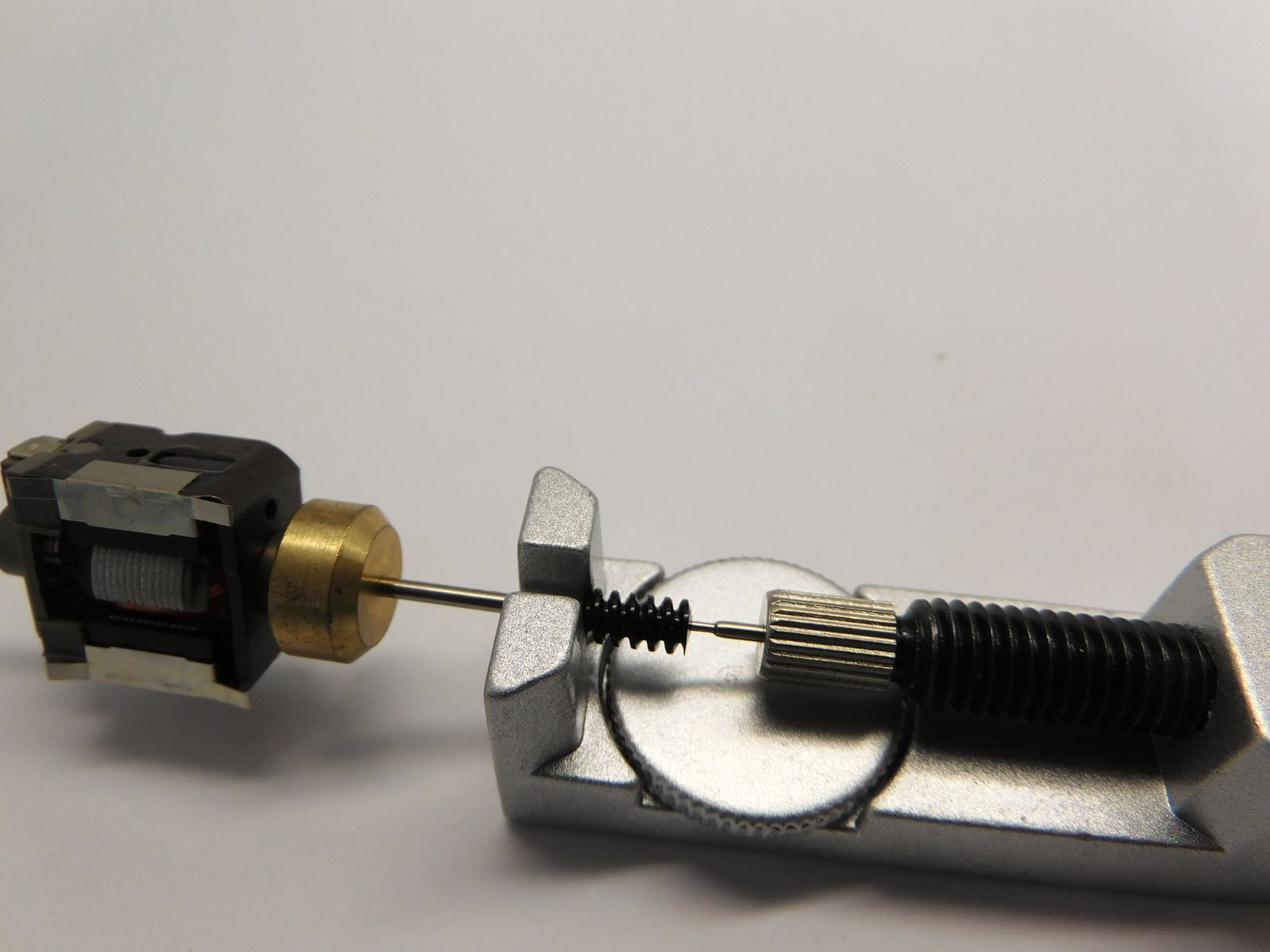 Micromotor.EU T005 – Tandwieltrekker